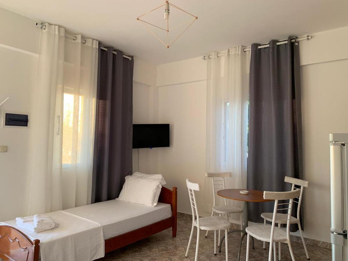 Kenza Apartments Sarandë Zimmer foto