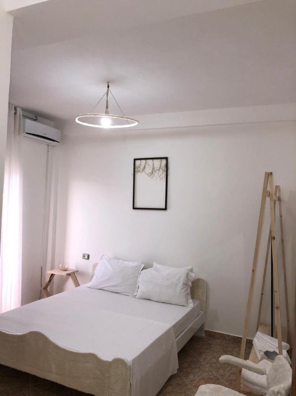 Kenza Apartments Sarandë Zimmer foto