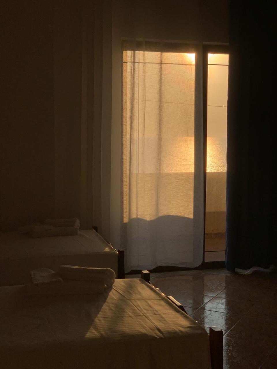 Kenza Apartments Sarandë Zimmer foto